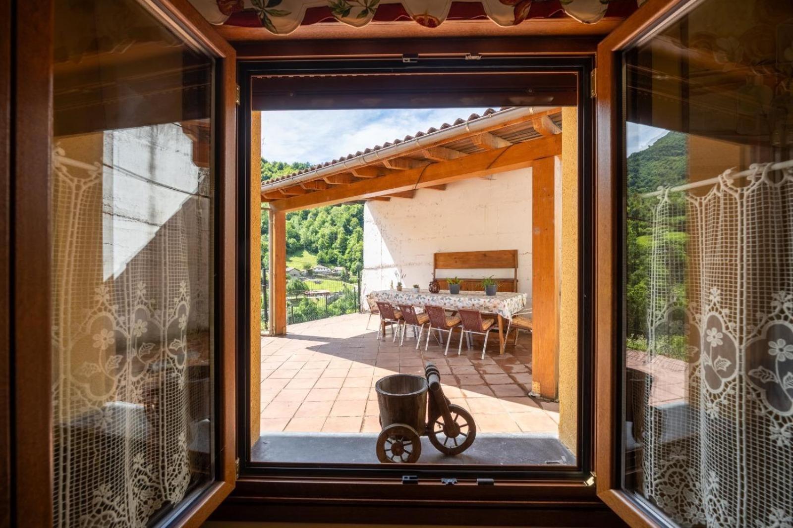 Vila Casa En Campo De Caso Exteriér fotografie